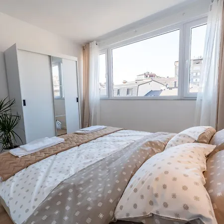 Center Near The Cathedral - Giulia